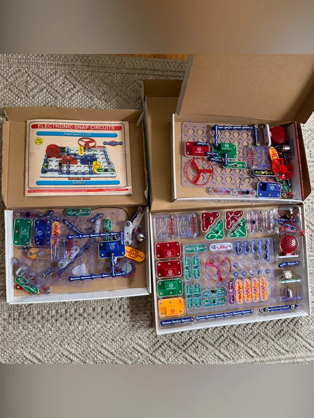Snap Circuits Electronics Bundle 100+ parts